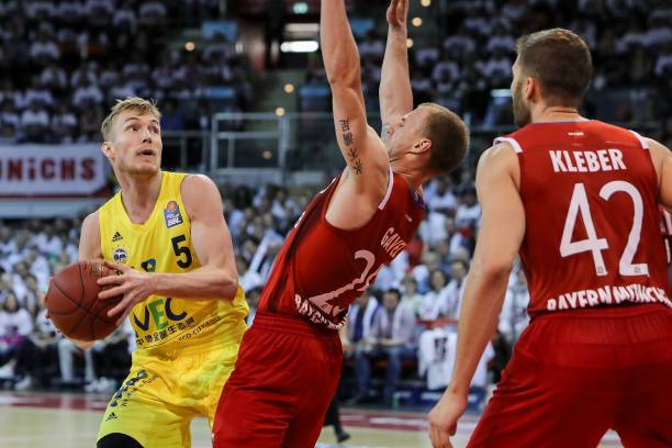 在这个充满 在这个充满